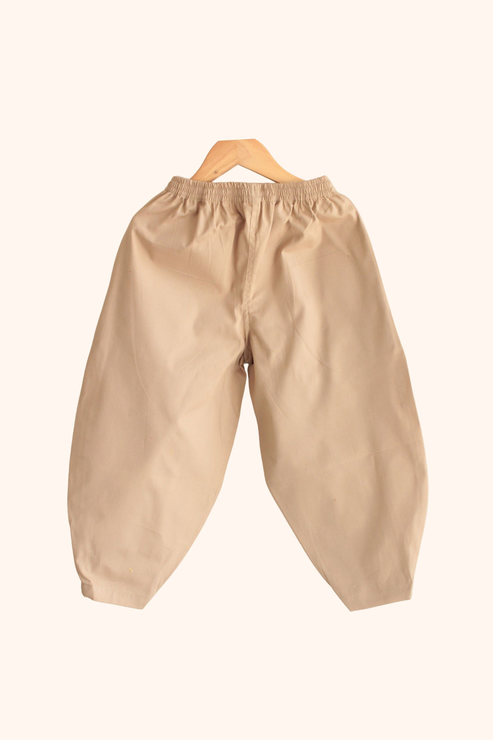 Boys Summer Short Sleeve Button-Up Shirt & Cream Pants Set – Stylish Casual Outfit for Kids