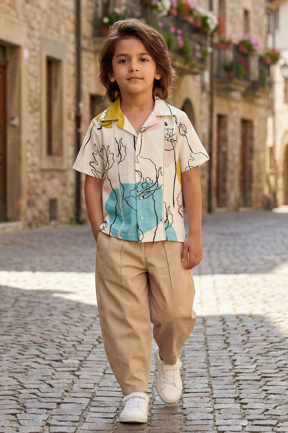 Boys Summer Short Sleeve Button-Up Shirt & Cream Pants Set – Stylish Casual Outfit for Kids
